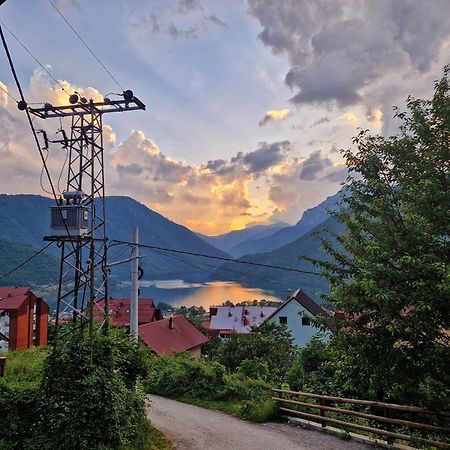 Guesthouse Madzarevic ปลูชิเน ภายนอก รูปภาพ