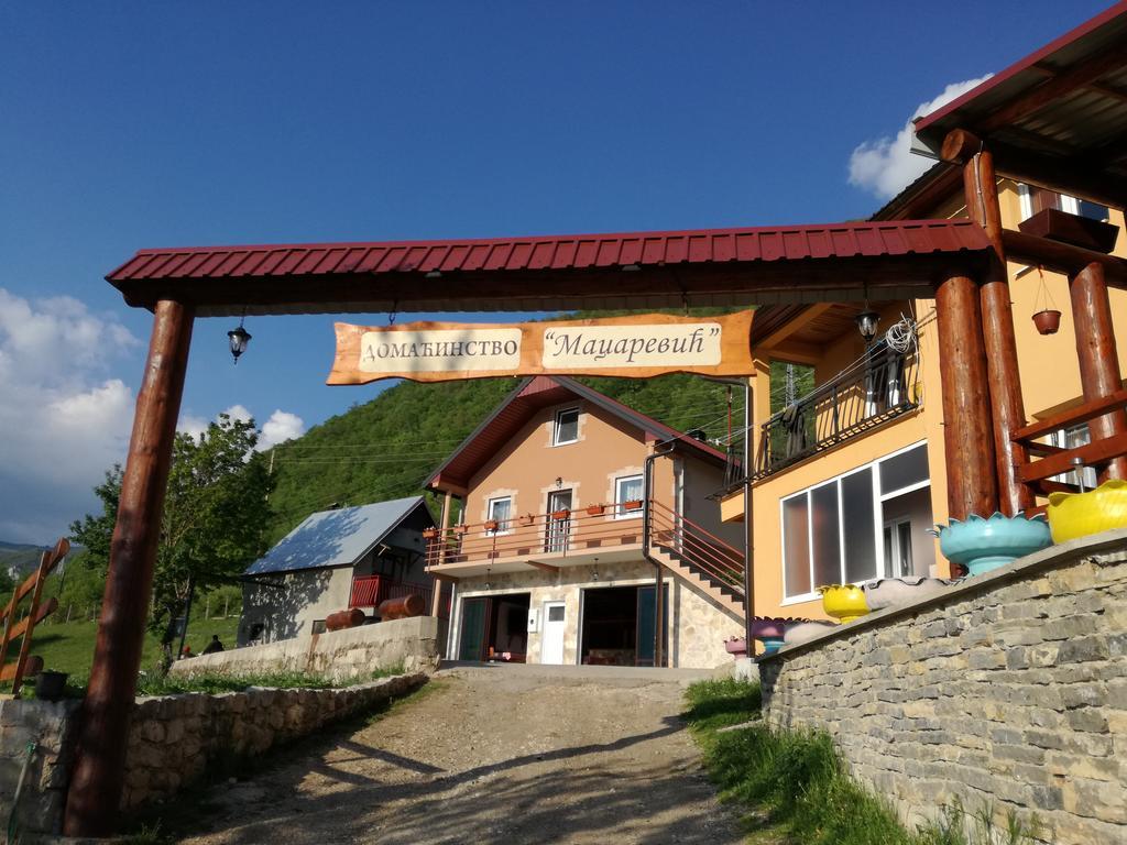 Guesthouse Madzarevic ปลูชิเน ภายนอก รูปภาพ